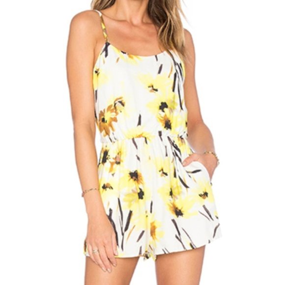Alice + Olivia Women's SleevelessDaisy Field All Over Romper Sz 2 NWT